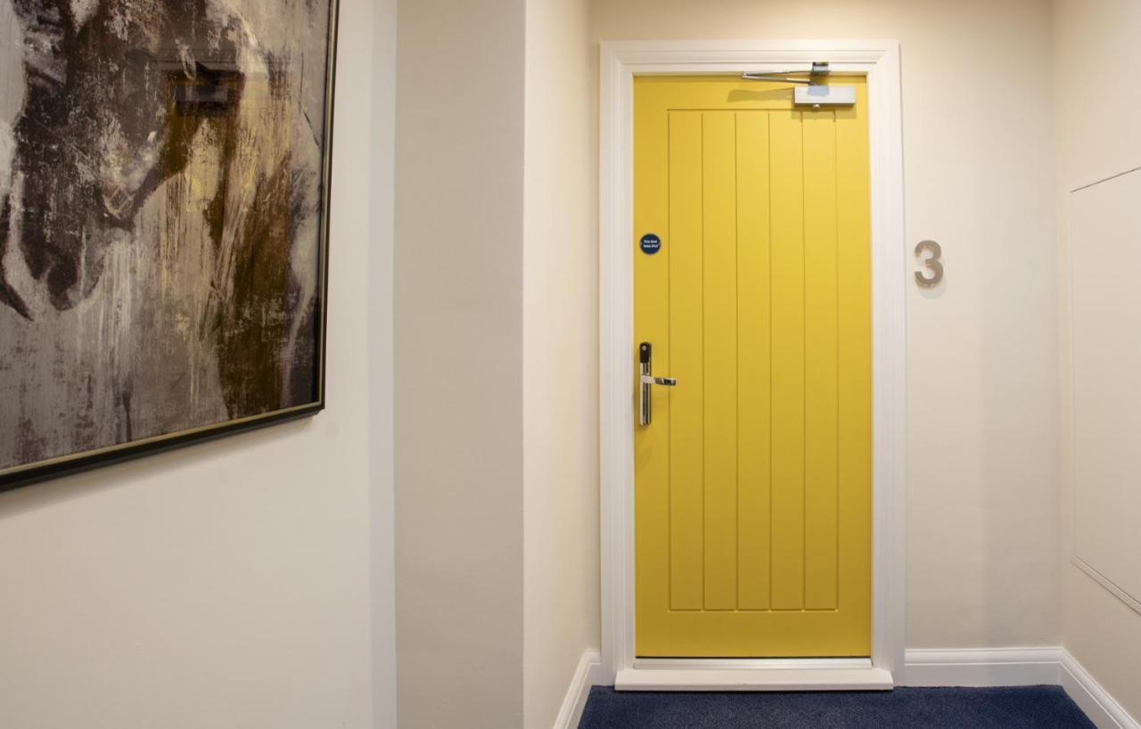 No 1 Wood Street Appartement Swindon Buitenkant foto