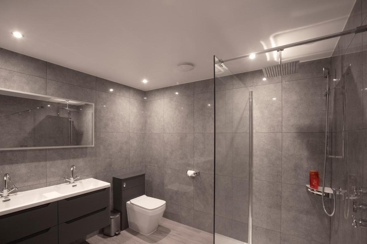 No 1 Wood Street Appartement Swindon Buitenkant foto