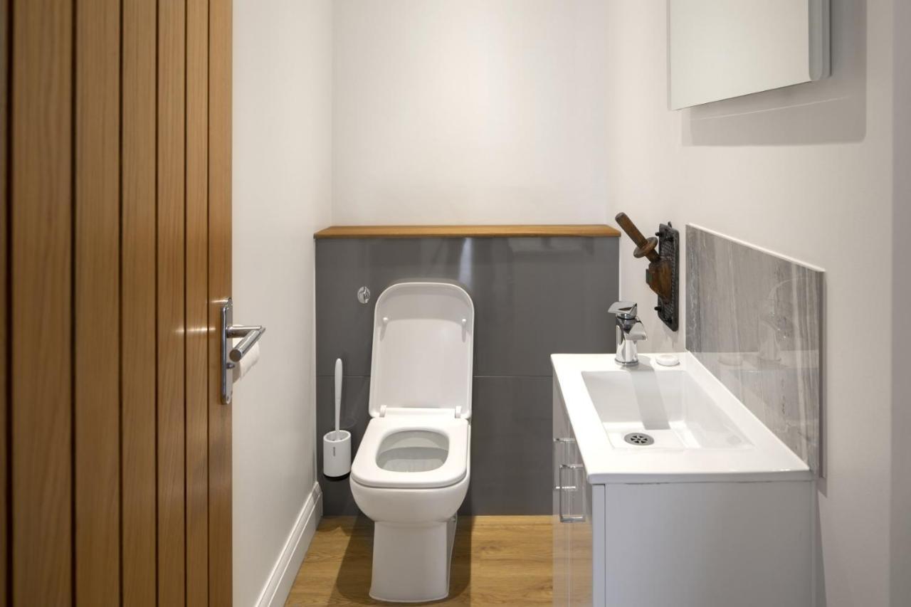 No 1 Wood Street Appartement Swindon Buitenkant foto